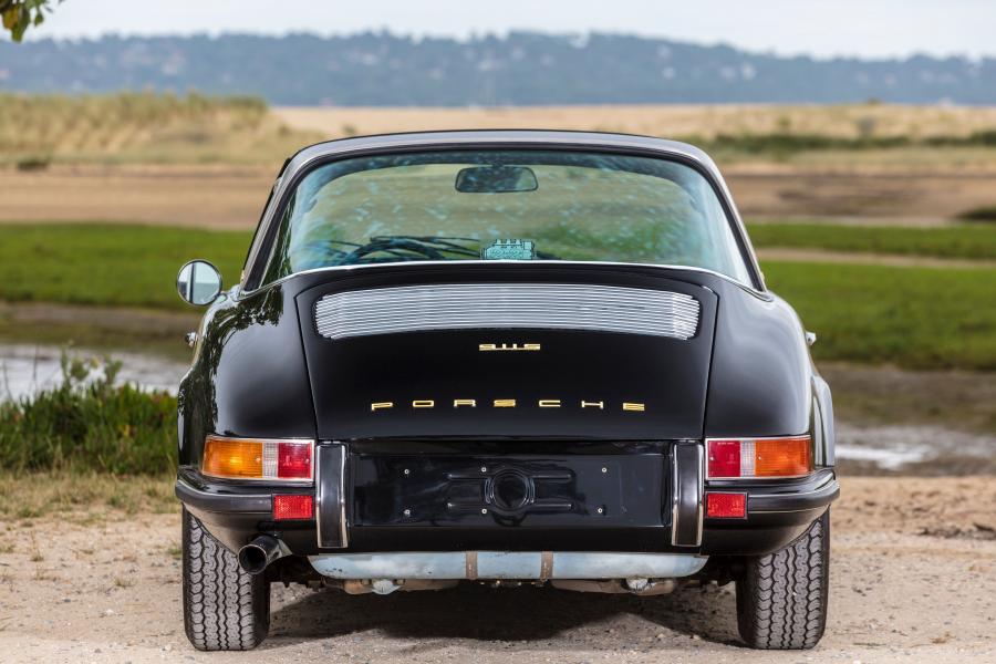  Porsche 911 S 2.2 Targa (911) 1969 года  (фото 29 из 42)
